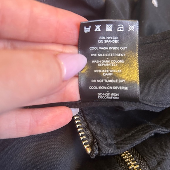 Activewear Set - Picture 6 of 8